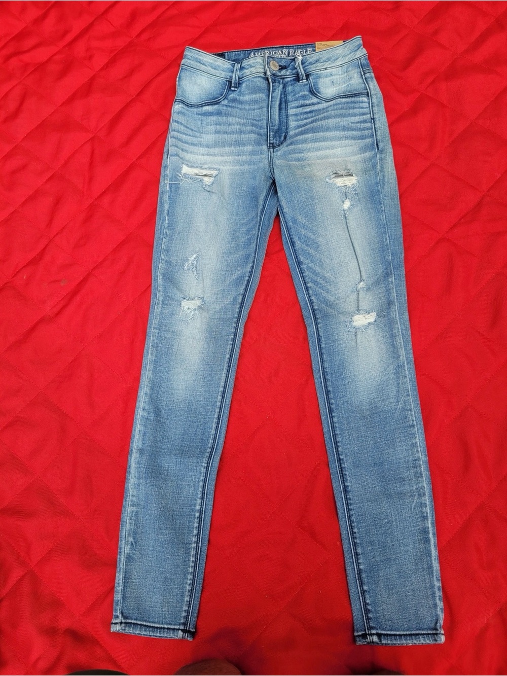 American Eagle Sky High Jegging Size 4 NWT Distressed Skinny Fit